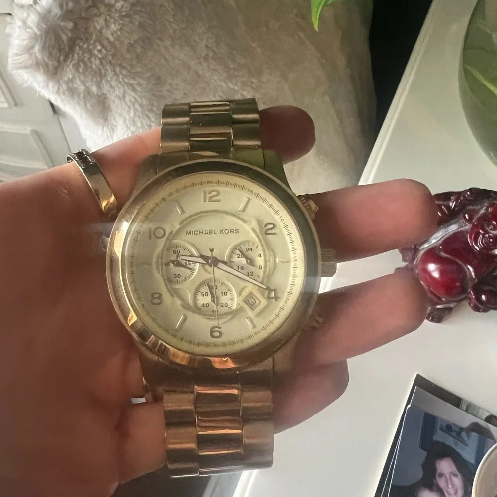 Michael Kors Men’s Gold-Tone Chronograph Watch - Picture 2 of 5